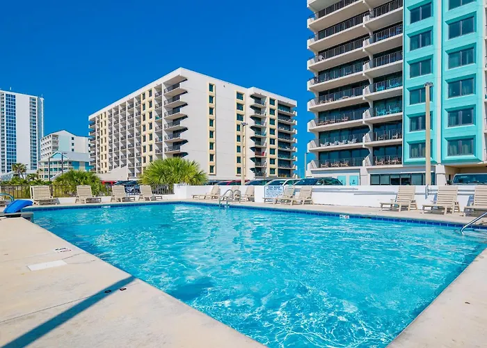 Apartment Island Winds East 702